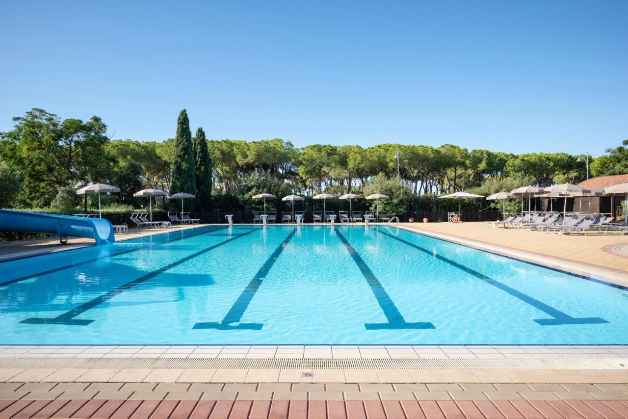 Villaggio Il Girasole フォッローニカ エクステリア 写真