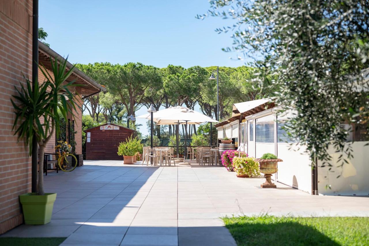 Villaggio Il Girasole フォッローニカ エクステリア 写真