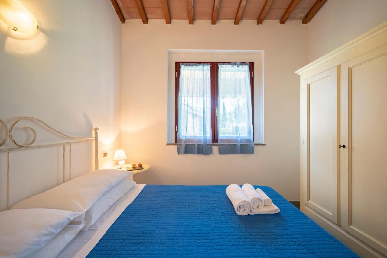 Villaggio Il Girasole フォッローニカ エクステリア 写真