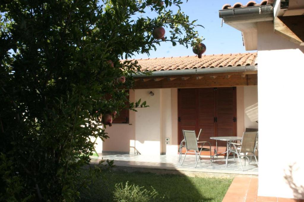 Villaggio Il Girasole フォッローニカ エクステリア 写真