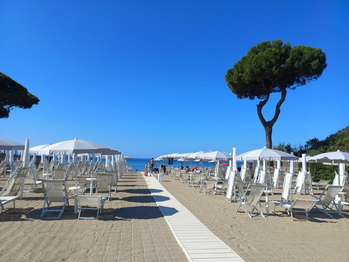 Villaggio Il Girasole フォッローニカ エクステリア 写真